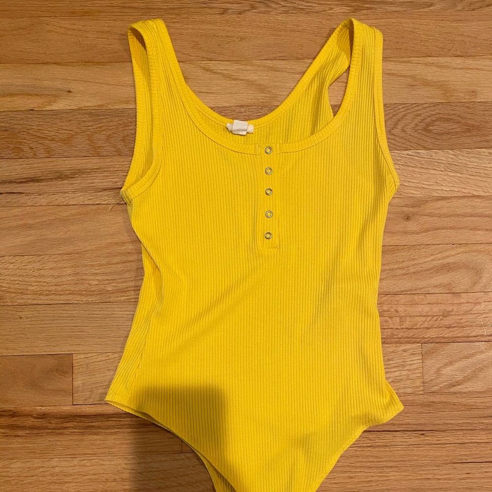 Yellow sleeveless bodysuit